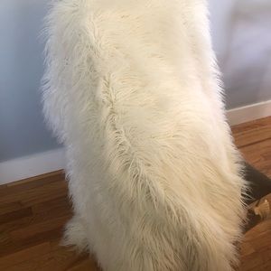 Hudson park faux fur cream throw